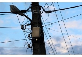 ІНЦИДЕНТ НА ДОРОЗІ: ЯК ВАНТАЖІВКА ЗАЛИШИЛА СЕЛА ДУБРОВИЦЬКОЇ ГРОМАДИ БЕЗ ІНТЕРНЕТУ