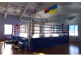 МІСЬКРАДА ПРОДОВЖИЛА ОРЕНДУ КОМУНАЛЬНИХ МЕТРІВ БЕЗ АУКЦІОНУ – ХТО ПЛАТИТЬ І СКІЛЬКИ?