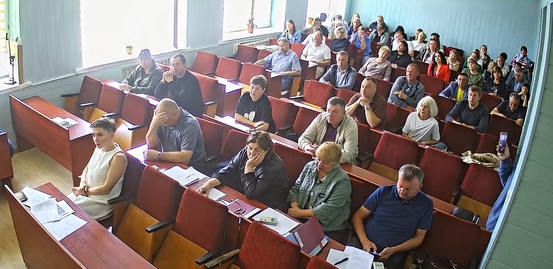 Депутати міськради під час 72-ї сесії, 4 червня 2026 року